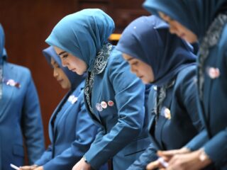 Yulinda Sayuti Resmi Dilantik sebagai Ketua TP PKK, Pembina Posyandu, dan Ketua Dekranasda Kota Lhokseumawe