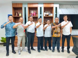 Kemensos–Pemerintah Aceh Perkuat Sinergi Penanganan Bencana, Enam Truk Logistik Disiapkan Hingga Akhir Tahun