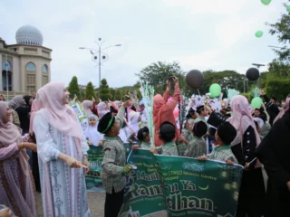 Bunda PAUD Lhokseumawe Lepas 500 Santri Ikuti Pawai Sambut Ramadan 1447 H