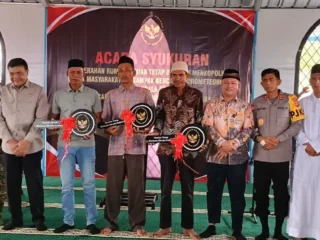 Bupati Aceh Utara Ayah WA Sambut Kunjungan Menkopolkam, serahkan Huntap untuk 104 Korban Banjir Lapang